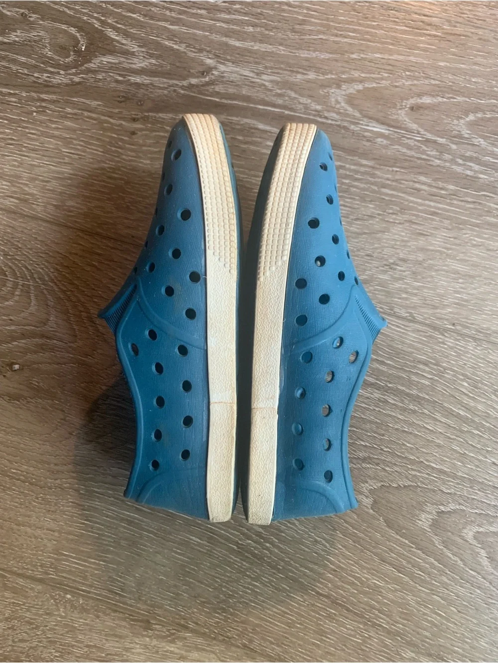 Old Navy Kids' Blue Slip-On Water Shoes Size 10